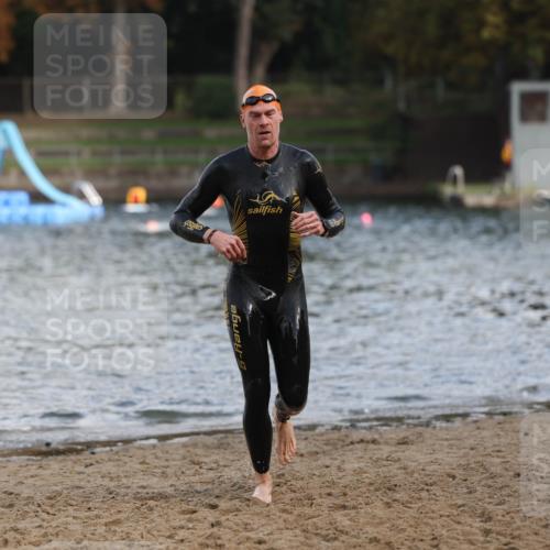 13.09.2026 - Stadtparktriathlon Mo-Foto http://msf.ph/oto/10259461 13.09.2026 11:28:45 Schwimmen 834, 840 meine-sportfotos.de