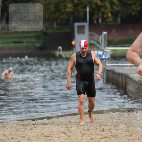 13.09.2026 - Stadtparktriathlon Mo-Foto http://msf.ph/oto/10259466 13.09.2026 11:57:33 Schwimmen 1025, 1065 meine-sportfotos.de