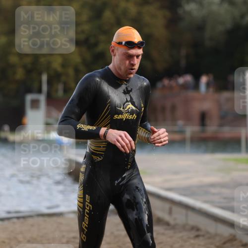 13.09.2026 - Stadtparktriathlon Mo-Foto http://msf.ph/oto/10259478 13.09.2026 11:28:47 Schwimmen 834, 840 meine-sportfotos.de