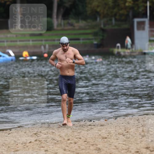 13.09.2026 - Stadtparktriathlon Mo-Foto http://msf.ph/oto/10259490 13.09.2026 11:58:00 Schwimmen 954 meine-sportfotos.de