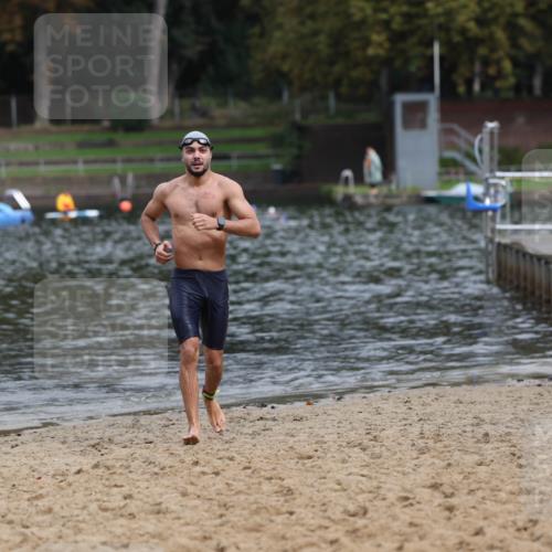 13.09.2026 - Stadtparktriathlon Mo-Foto http://msf.ph/oto/10259492 13.09.2026 11:58:01 Schwimmen 954 meine-sportfotos.de