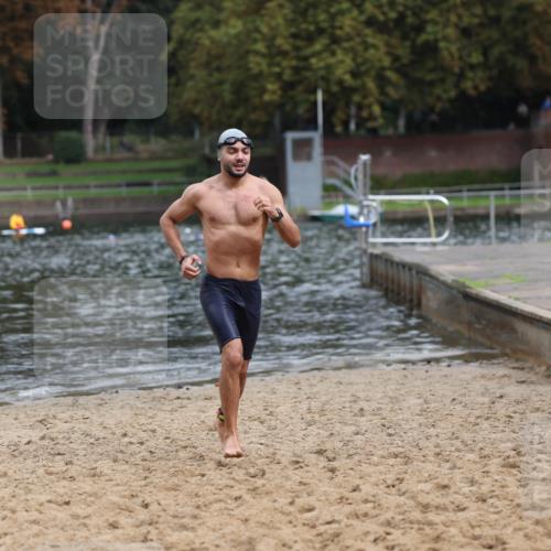 13.09.2026 - Stadtparktriathlon Mo-Foto http://msf.ph/oto/10259501 13.09.2026 11:58:02 Schwimmen 954 meine-sportfotos.de