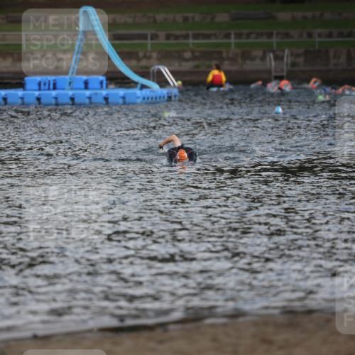 13.09.2026 - Stadtparktriathlon Mo-Foto http://msf.ph/oto/10259508 13.09.2026 11:29:14 Schwimmen  meine-sportfotos.de