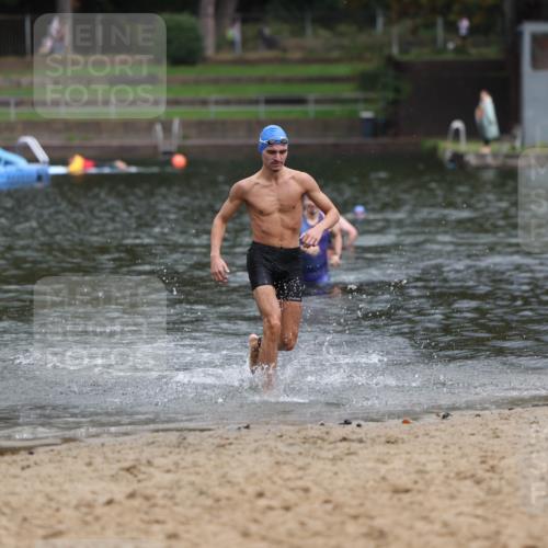 13.09.2026 - Stadtparktriathlon Mo-Foto http://msf.ph/oto/10259559 13.09.2026 11:59:25 Schwimmen 956, 1031 meine-sportfotos.de