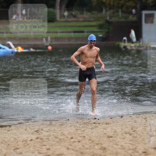 13.09.2026 - Stadtparktriathlon Mo-Foto http://msf.ph/oto/10259561 13.09.2026 11:59:26 Schwimmen 956, 1031 meine-sportfotos.de