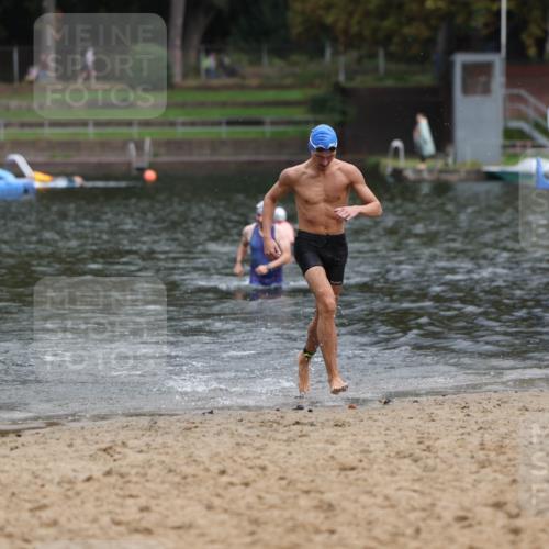 13.09.2026 - Stadtparktriathlon Mo-Foto http://msf.ph/oto/10259564 13.09.2026 11:59:26 Schwimmen 956, 1031 meine-sportfotos.de