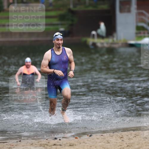 13.09.2026 - Stadtparktriathlon Mo-Foto http://msf.ph/oto/10259588 13.09.2026 11:59:34 Schwimmen 956 meine-sportfotos.de