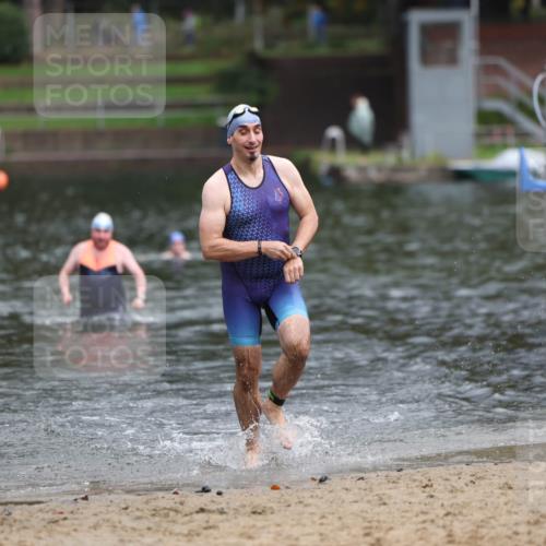 13.09.2026 - Stadtparktriathlon Mo-Foto http://msf.ph/oto/10259593 13.09.2026 11:59:35 Schwimmen 956 meine-sportfotos.de