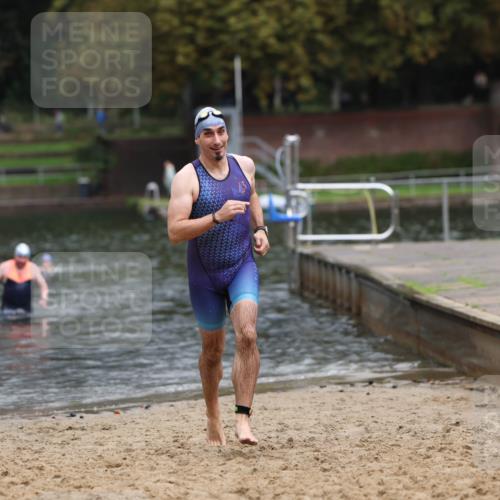 13.09.2026 - Stadtparktriathlon Mo-Foto http://msf.ph/oto/10259606 13.09.2026 11:59:37 Schwimmen 956 meine-sportfotos.de