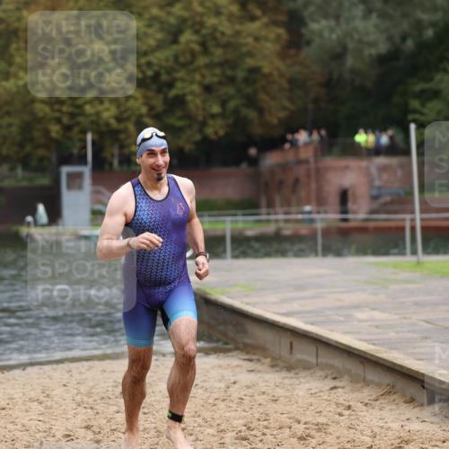 13.09.2026 - Stadtparktriathlon Mo-Foto http://msf.ph/oto/10259615 13.09.2026 11:59:38 Schwimmen 956 meine-sportfotos.de