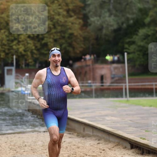 13.09.2026 - Stadtparktriathlon Mo-Foto http://msf.ph/oto/10259617 13.09.2026 11:59:38 Schwimmen 956 meine-sportfotos.de