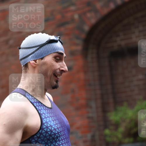 13.09.2026 - Stadtparktriathlon Mo-Foto http://msf.ph/oto/10259630 13.09.2026 11:59:41 Schwimmen 956, 1043 meine-sportfotos.de