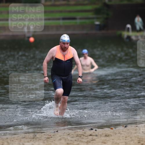 13.09.2026 - Stadtparktriathlon Mo-Foto http://msf.ph/oto/10259632 13.09.2026 11:59:46 Schwimmen 1043 meine-sportfotos.de
