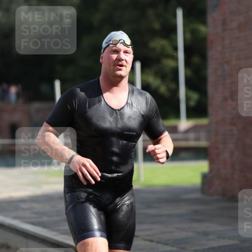 13.09.2026 - Stadtparktriathlon Mo-Foto http://msf.ph/oto/10259648 13.09.2026 11:29:42 Schwimmen 915 meine-sportfotos.de