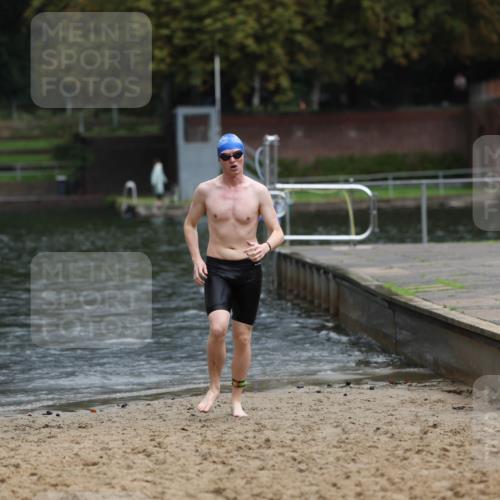 13.09.2026 - Stadtparktriathlon Mo-Foto http://msf.ph/oto/10259655 13.09.2026 12:00:00 Schwimmen 978 meine-sportfotos.de