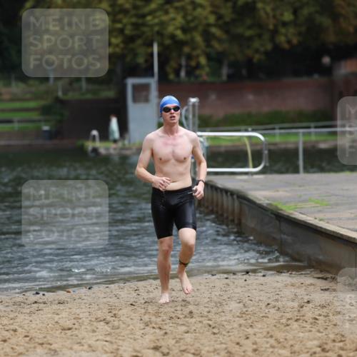 13.09.2026 - Stadtparktriathlon Mo-Foto http://msf.ph/oto/10259657 13.09.2026 12:00:00 Schwimmen 978 meine-sportfotos.de