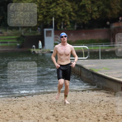 13.09.2026 - Stadtparktriathlon Mo-Foto http://msf.ph/oto/10259660 13.09.2026 12:00:00 Schwimmen 978 meine-sportfotos.de