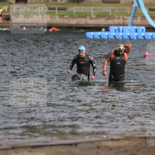 13.09.2026 - Stadtparktriathlon Mo-Foto http://msf.ph/oto/10259665 13.09.2026 11:29:55 Schwimmen 918, 919 meine-sportfotos.de