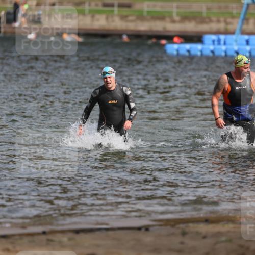13.09.2026 - Stadtparktriathlon Mo-Foto http://msf.ph/oto/10259677 13.09.2026 11:29:59 Schwimmen 918, 919 meine-sportfotos.de