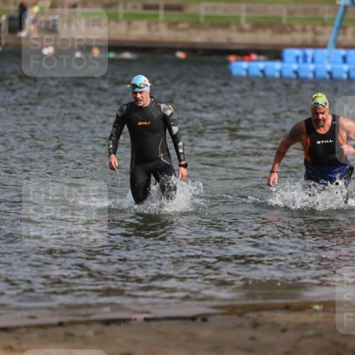 13.09.2026 - Stadtparktriathlon Mo-Foto http://msf.ph/oto/10259680 13.09.2026 11:29:59 Schwimmen 918, 919 meine-sportfotos.de