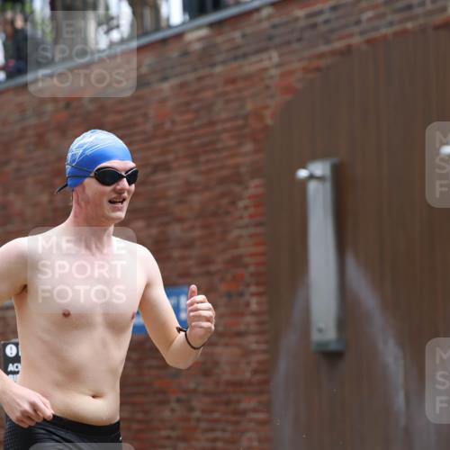 13.09.2026 - Stadtparktriathlon Mo-Foto http://msf.ph/oto/10259681 13.09.2026 12:00:04 Schwimmen 978 meine-sportfotos.de