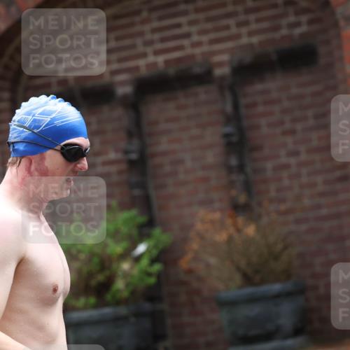13.09.2026 - Stadtparktriathlon Mo-Foto http://msf.ph/oto/10259687 13.09.2026 12:00:05 Schwimmen 978 meine-sportfotos.de