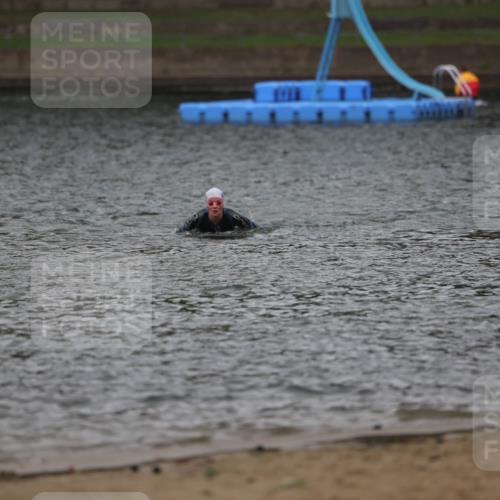 13.09.2026 - Stadtparktriathlon Mo-Foto http://msf.ph/oto/10259692 13.09.2026 12:08:25 Schwimmen 1187 meine-sportfotos.de