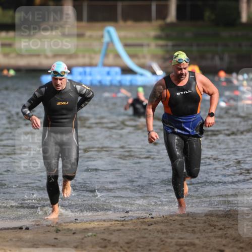 13.09.2026 - Stadtparktriathlon Mo-Foto http://msf.ph/oto/10259702 13.09.2026 11:30:04 Schwimmen 918, 919 meine-sportfotos.de