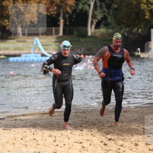 13.09.2026 - Stadtparktriathlon Mo-Foto http://msf.ph/oto/10259714 13.09.2026 11:30:05 Schwimmen 918, 919 meine-sportfotos.de