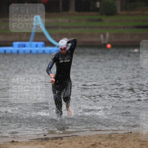 13.09.2026 - Stadtparktriathlon Mo-Foto http://msf.ph/oto/10259719 13.09.2026 12:08:34 Schwimmen 1187 meine-sportfotos.de