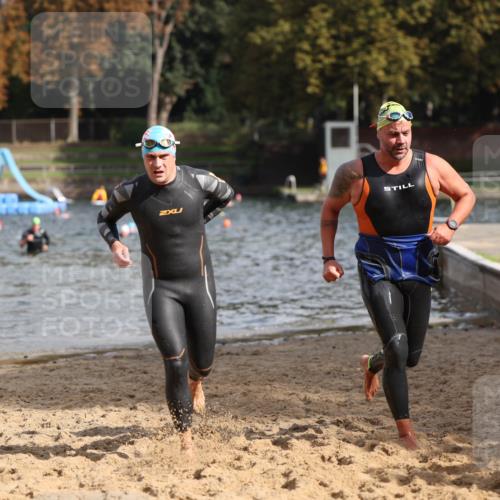 13.09.2026 - Stadtparktriathlon Mo-Foto http://msf.ph/oto/10259720 13.09.2026 11:30:06 Schwimmen 918, 919 meine-sportfotos.de