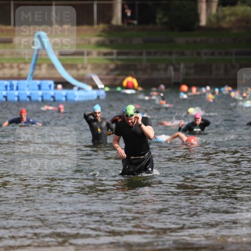 13.09.2026 - Stadtparktriathlon Mo-Foto http://msf.ph/oto/10259727 13.09.2026 11:30:19 Schwimmen 897 meine-sportfotos.de