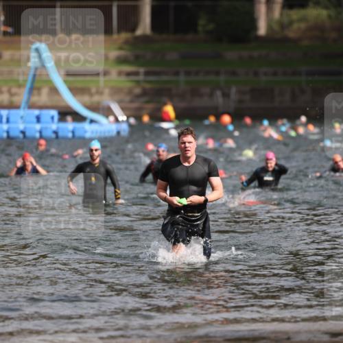 13.09.2026 - Stadtparktriathlon Mo-Foto http://msf.ph/oto/10259733 13.09.2026 11:30:22 Schwimmen 897 meine-sportfotos.de