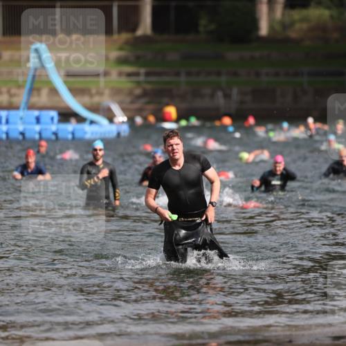 13.09.2026 - Stadtparktriathlon Mo-Foto http://msf.ph/oto/10259735 13.09.2026 11:30:22 Schwimmen 897 meine-sportfotos.de