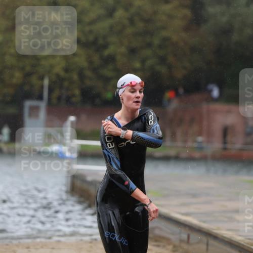 13.09.2026 - Stadtparktriathlon Mo-Foto http://msf.ph/oto/10259746 13.09.2026 12:08:38 Schwimmen 1187 meine-sportfotos.de