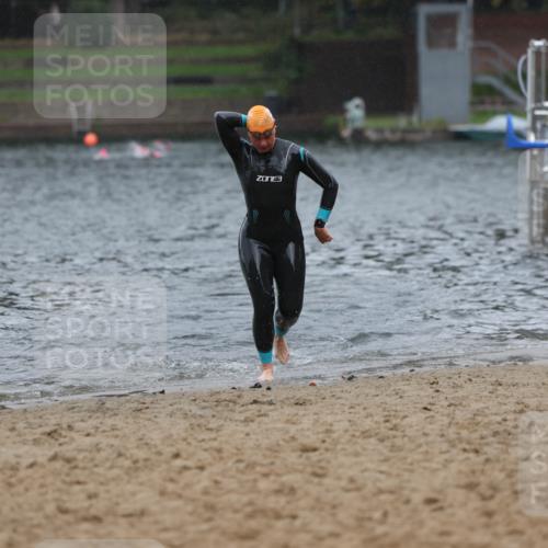 13.09.2026 - Stadtparktriathlon Mo-Foto http://msf.ph/oto/10259773 13.09.2026 12:09:45 Schwimmen 1121 meine-sportfotos.de