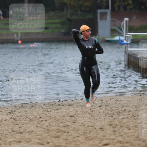 13.09.2026 - Stadtparktriathlon Mo-Foto http://msf.ph/oto/10259776 13.09.2026 12:09:46 Schwimmen 1121 meine-sportfotos.de