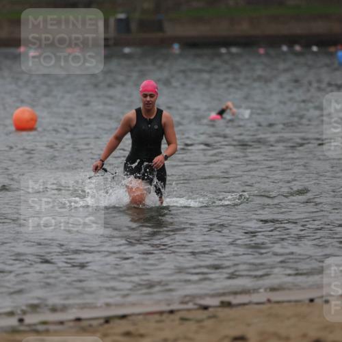 13.09.2026 - Stadtparktriathlon Mo-Foto http://msf.ph/oto/10259807 13.09.2026 12:10:35 Schwimmen 1141 meine-sportfotos.de