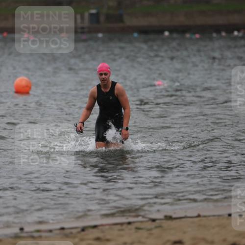 13.09.2026 - Stadtparktriathlon Mo-Foto http://msf.ph/oto/10259808 13.09.2026 12:10:35 Schwimmen 1141 meine-sportfotos.de