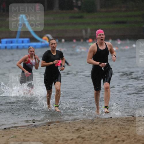 13.09.2026 - Stadtparktriathlon Mo-Foto http://msf.ph/oto/10259839 13.09.2026 12:10:57 Schwimmen 1104, 1139, 1150, 1186 meine-sportfotos.de