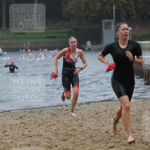 13.09.2026 - Stadtparktriathlon Mo-Foto http://msf.ph/oto/10259851 13.09.2026 12:11:01 Schwimmen 1104, 1139, 1150, 1186 meine-sportfotos.de