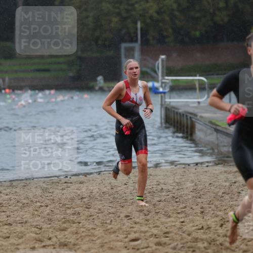 13.09.2026 - Stadtparktriathlon Mo-Foto http://msf.ph/oto/10259853 13.09.2026 12:11:01 Schwimmen 1104, 1139, 1150, 1186 meine-sportfotos.de
