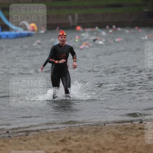 13.09.2026 - Stadtparktriathlon Mo-Foto http://msf.ph/oto/10259857 13.09.2026 12:11:05 Schwimmen 1104, 1150, 1186 meine-sportfotos.de