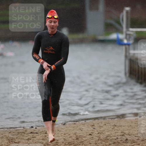 13.09.2026 - Stadtparktriathlon Mo-Foto http://msf.ph/oto/10259866 13.09.2026 12:11:09 Schwimmen 1186 meine-sportfotos.de