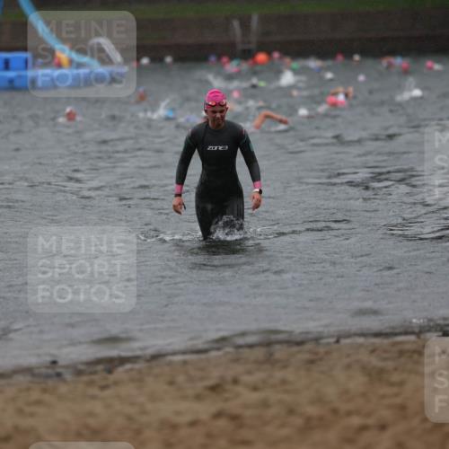 13.09.2026 - Stadtparktriathlon Mo-Foto http://msf.ph/oto/10259869 13.09.2026 12:11:15 Schwimmen  meine-sportfotos.de