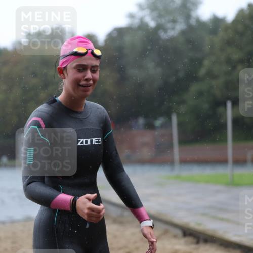 13.09.2026 - Stadtparktriathlon Mo-Foto http://msf.ph/oto/10259901 13.09.2026 12:11:33 Schwimmen 1096, 1112 meine-sportfotos.de