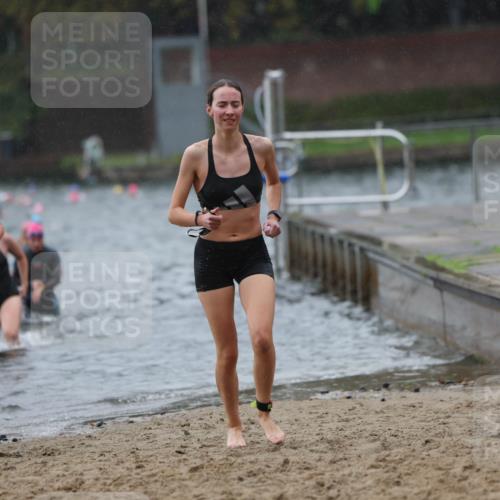 13.09.2026 - Stadtparktriathlon Mo-Foto http://msf.ph/oto/10260023 13.09.2026 12:12:23 Schwimmen 1091, 1144, 1145, 1148, 1159, 1164 meine-sportfotos.de