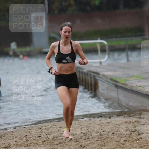 13.09.2026 - Stadtparktriathlon Mo-Foto http://msf.ph/oto/10260024 13.09.2026 12:12:23 Schwimmen 1091, 1144, 1145, 1148, 1159, 1164 meine-sportfotos.de