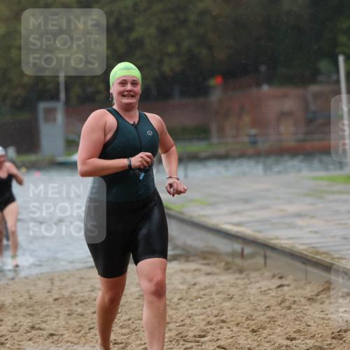 13.09.2026 - Stadtparktriathlon Mo-Foto http://msf.ph/oto/10260040 13.09.2026 12:12:27 Schwimmen 1086, 1091, 1144, 1148, 1159, 1164 meine-sportfotos.de