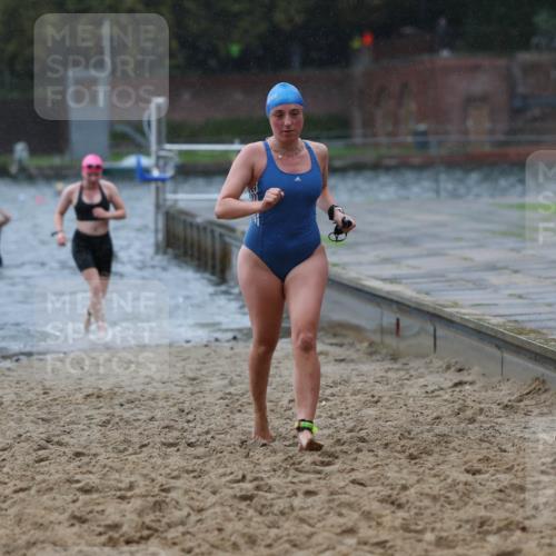 13.09.2026 - Stadtparktriathlon Mo-Foto http://msf.ph/oto/10260083 13.09.2026 12:12:41 Schwimmen 1084, 1086, 1106, 1173, 1178 meine-sportfotos.de